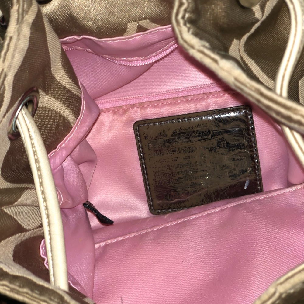 Coach purse - Picture 4 of 5